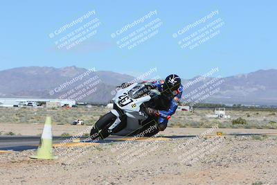 media/Apr-05-2024-Apex Assassins-CVMA Friday Practice (Fri) [[ee2ef04f2b]]/3-Racer 2/Session 2 Turn 9 Inside/